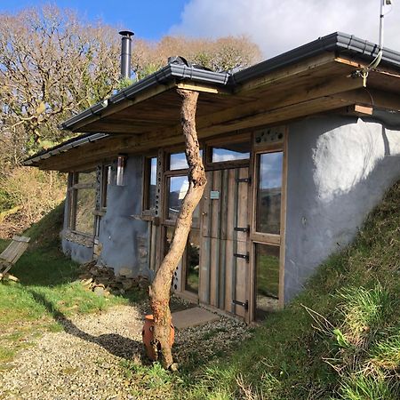 Rabbits 1Or 2 Bedroom Hobbit Style Hillset Earthen Dartmoor Eco Home South Brent Extérieur photo