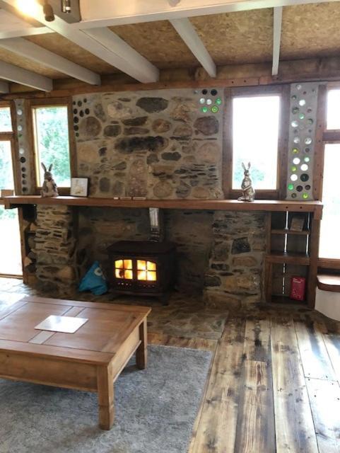 Rabbits 1Or 2 Bedroom Hobbit Style Hillset Earthen Dartmoor Eco Home South Brent Extérieur photo