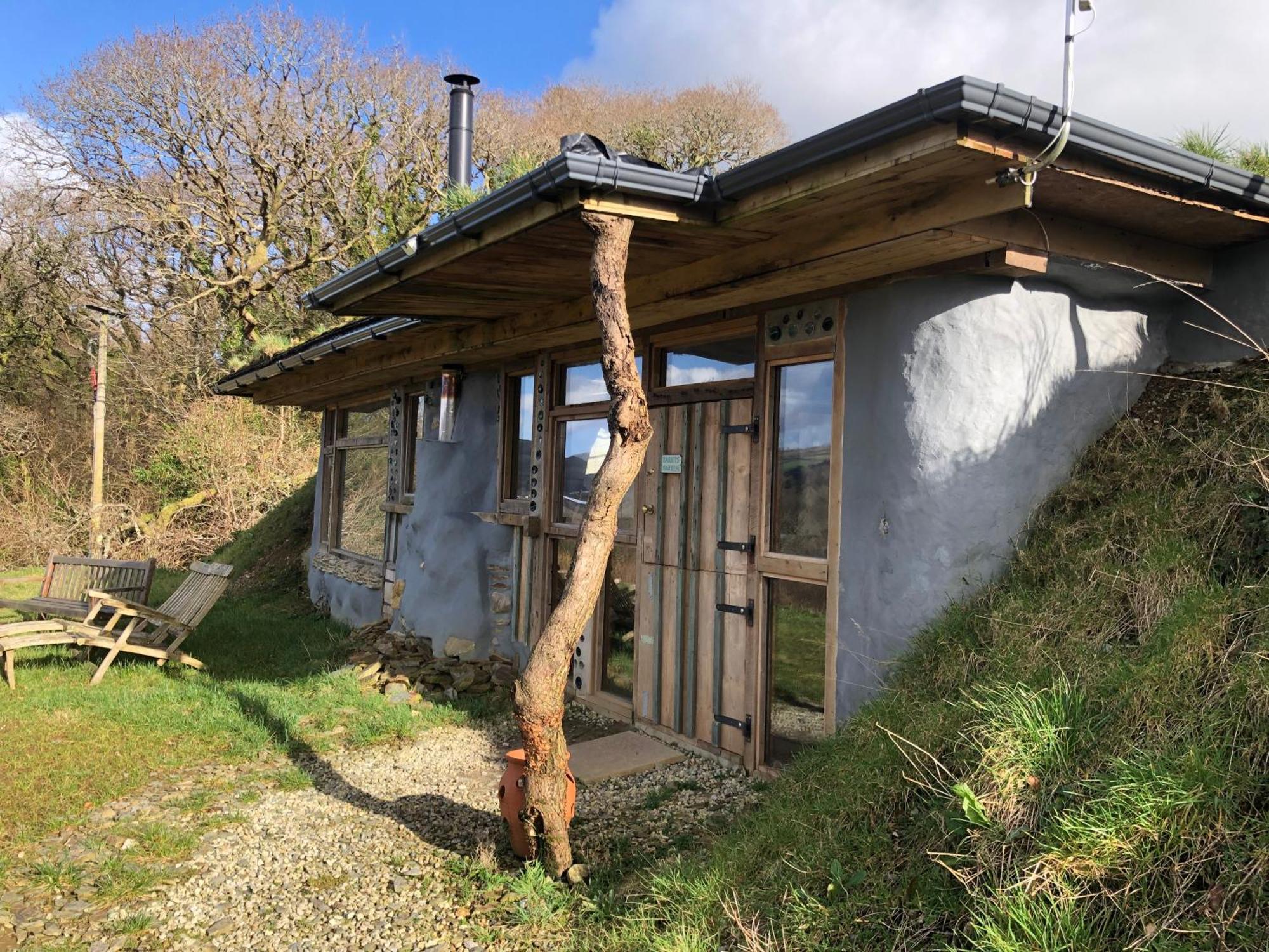 Rabbits 1Or 2 Bedroom Hobbit Style Hillset Earthen Dartmoor Eco Home South Brent Extérieur photo